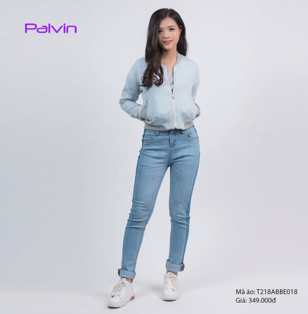 Áo khoác bomber nữ thời trang Palvin T218ABBE018 - Ảnh 2