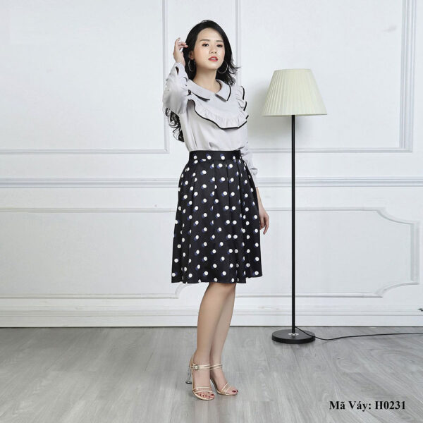 Chân váy xòe chấm bi Palvin H0231
