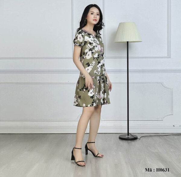 Váy đầm suông đuôi cá cổ tròn Palvin H0631