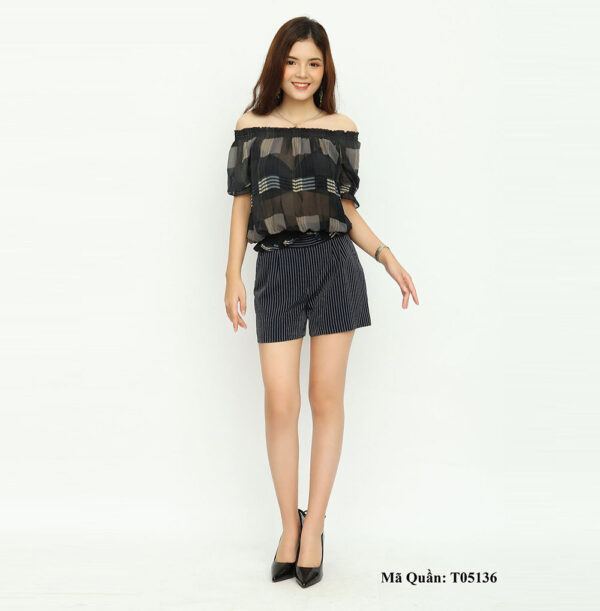 Short kẻ nữ cao cấp Palvin T05136