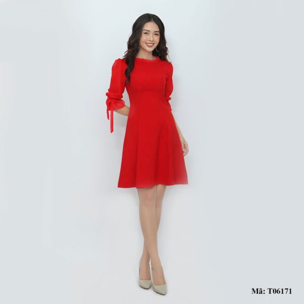 Váy đỏ đẹp Palvin T06171 (dáng chữ A, tay cách điệu )